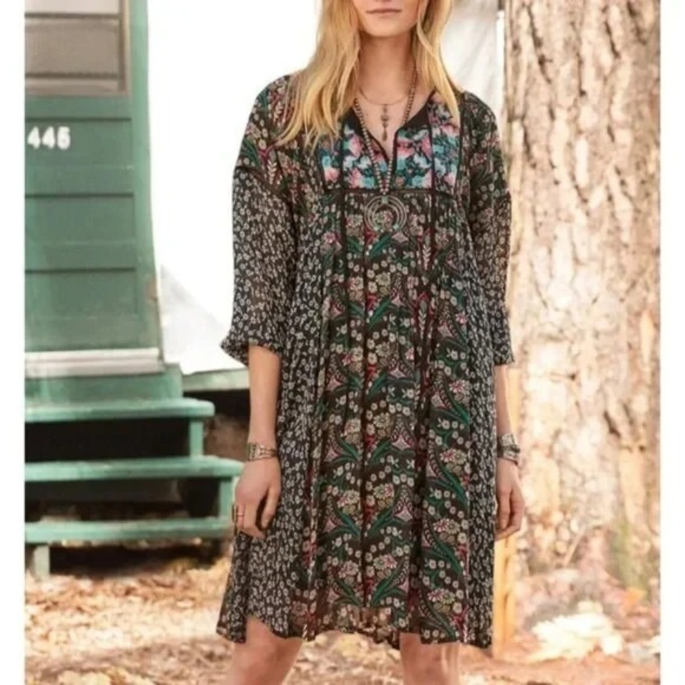 Sundance Peasant Dress Black Folk Embroidered SMALL L/S Rayon Bohemian Gypsy